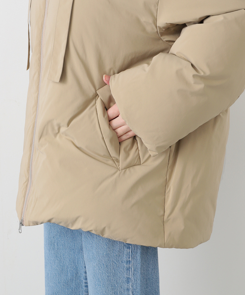 Spick & Span(スピックアンドスパン)の「《WEB限定》upper hights/アッパーハイツ Bern(ダウンジャケット/コート・レディース・ベージュ/コバルトブルー・1)」の16枚目の写真