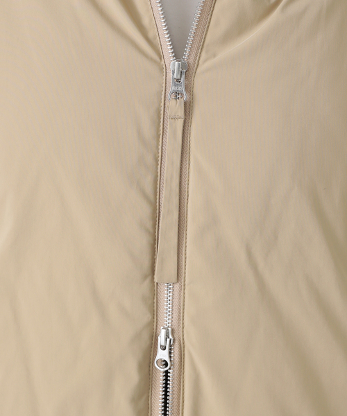 Spick & Span(スピックアンドスパン)の「《WEB限定》upper hights/アッパーハイツ Bern(ダウンジャケット/コート・レディース・ベージュ/コバルトブルー・1)」の17枚目の写真