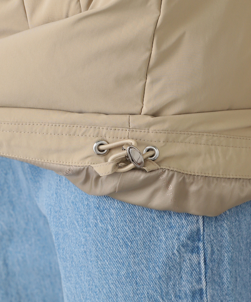 Spick & Span(スピックアンドスパン)の「《WEB限定》upper hights/アッパーハイツ Bern(ダウンジャケット/コート・レディース・ベージュ/コバルトブルー・1)」の18枚目の写真