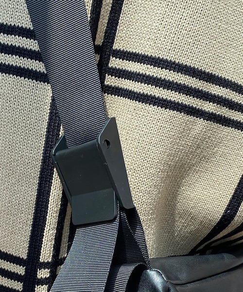 WESTBOY（ウエストボーイ）の「レザーライク スクエアー ショルダーバッグ WO25W12BG05（ショルダーバッグ・メンズ・ブラック・FREE）」の13枚目の写真