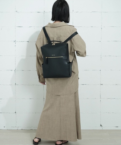 Legato Largo(レガートラルゴ)の「"02"≪Legato Largo≫Bright/ブライト 6ポケット/11L リュック(バックパック/リュック・レディース・ライトグレー/モカ/ブラック/アイボリー・ONE SIZE)」の5枚目の写真