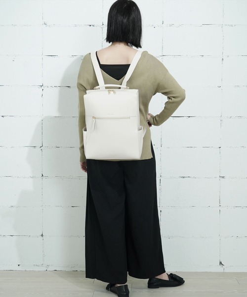 Legato Largo(レガートラルゴ)の「"02"≪Legato Largo≫Bright/ブライト 6ポケット/11L リュック(バックパック/リュック・レディース・ライトグレー/モカ/ブラック/アイボリー・ONE SIZE)」の11枚目の写真