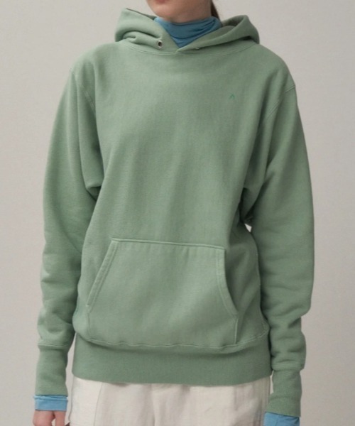 ATON（エイトン）の「ATON（エイトン）NATURAL DYED URAKE | HOODIE【2026年入荷モデル】（パーカー・メンズ・ブルー/モスグリーン・4/6）」の4枚目の写真