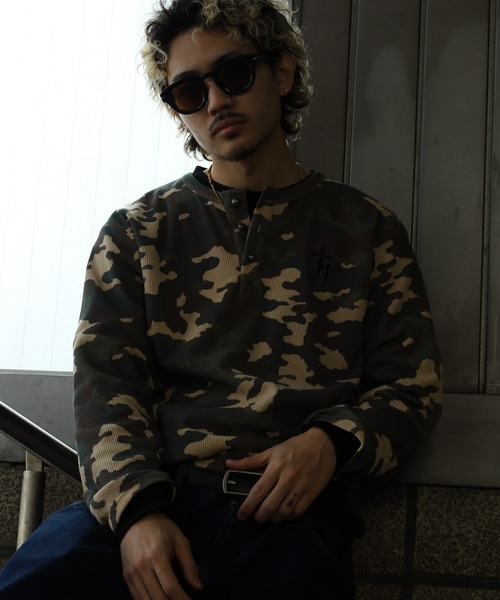 bike star(バイクスター)の「BIKE STAR ワンポイント刺繍総柄ワッフルヘンリーネックT(Tシャツ/カットソー・メンズ・カーキ系/カーキ・L/M)」の9枚目の写真