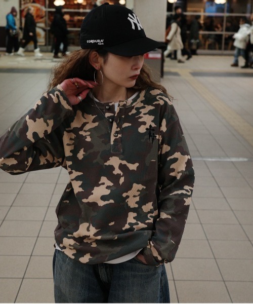 bike star(バイクスター)の「BIKE STAR ワンポイント刺繍総柄ワッフルヘンリーネックT(Tシャツ/カットソー・メンズ・カーキ系/カーキ・L/M)」の14枚目の写真