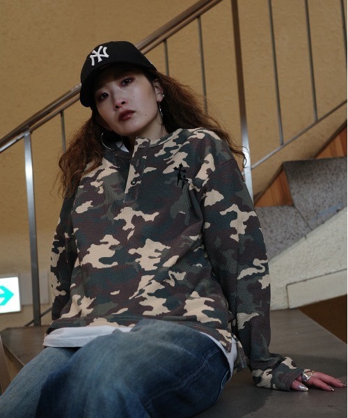 bike star(バイクスター)の「BIKE STAR ワンポイント刺繍総柄ワッフルヘンリーネックT(Tシャツ/カットソー・メンズ・カーキ系/カーキ・L/M)」の19枚目の写真