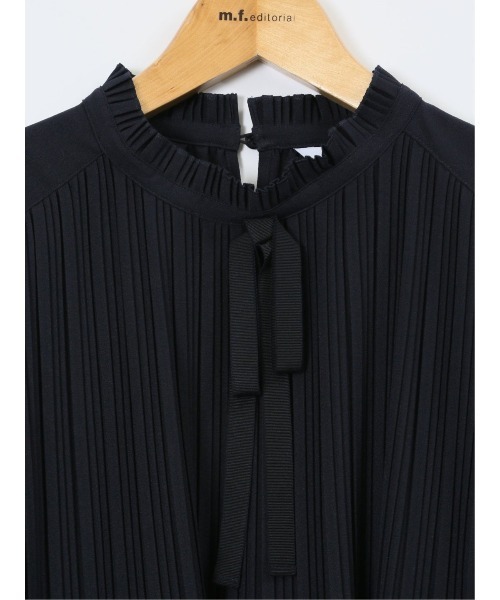 m.f.editorial（エムエフエディトリアル）の「【ストレッチ イージーケア】m.f.エディトリアル レディース 前身プリーツ リボン 長袖プルオーバーブラウス（シャツ/ブラウス・レディース・ネイビー/アイボリー・MEDIUM/LARGE）」の6枚目の写真
