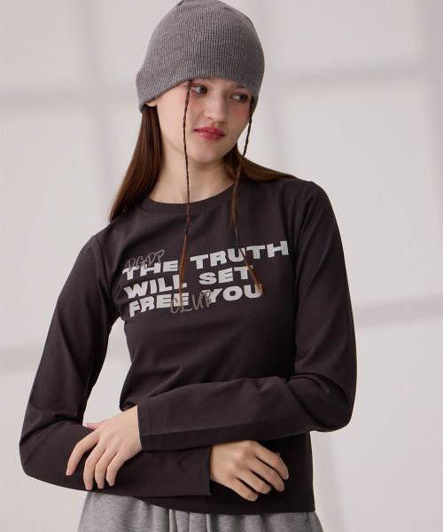 DANGLEDROP（ダングルドロップ）の「DGDP FREE YOUセミクロップロングスリーブチャコール（Tシャツ/カットソー・レディース・その他・FREE）」の15枚目の写真