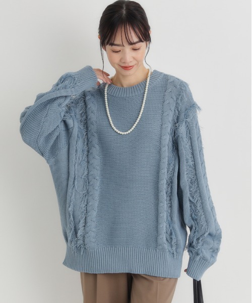 Right-on(ライトオン)の「HONEYSUCKLE ROSE(ハニーサックルローズ)【レディース】ケーブルフリンジセーター(ニット/セーター・レディース・オフホワイト/ブラウン/ブルー・L/M)」の3枚目の写真