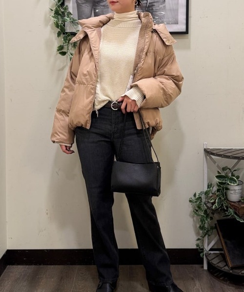 Right-on(ライトオン)の「HONEYSUCKLE ROSE(ハニーサックルローズ)【レディース】ケーブルフリンジセーター(ニット/セーター・レディース・オフホワイト/ブラウン/ブルー・L/M)」の4枚目の写真