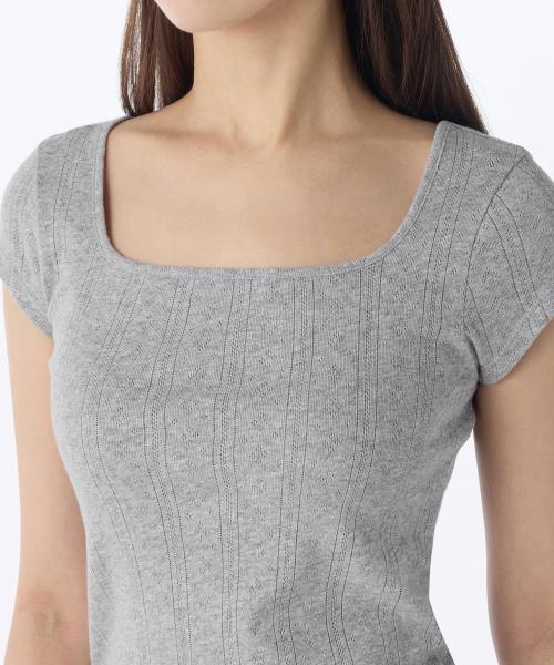 MUSINSA STANDARD WOMAN（ムシンサスタンダードウーマン）の「ウィメンズ ポインテール スクエアネック キャップスリーブ Tシャツ [メランジグレー]（Tシャツ/カットソー・レディース・その他・MEDIUM/X-SMALL/SMALL/LARGE）」の5枚目の写真