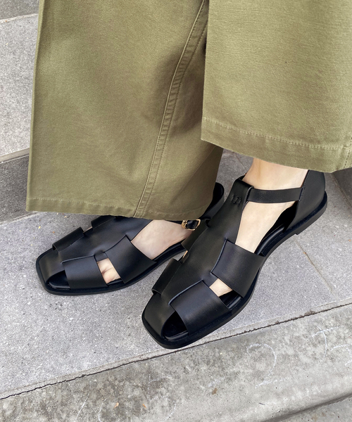 SLOBE IENA（スローブイエナ）の「SLOBE フラットグルカサンダル（サンダル・レディース・ブラック・23cm/23.5cm/24cm/24.5cm）」の14枚目の写真