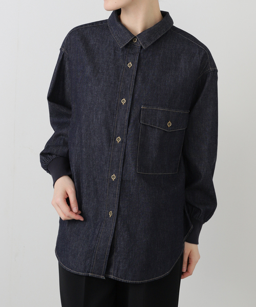 La TOTALITE（ラトータリテ）の「【洗える】Munich/ミューニック スラブデニムシャツ（シャツ/ブラウス・レディース・ネイビー/ライトグレー・FREE）」の2枚目の写真