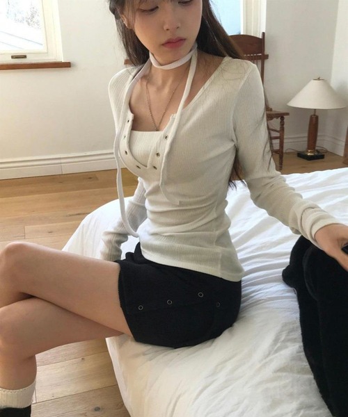 lulufa(ルルファ)の「フロントレースアップデザインロンT(Tシャツ/カットソー・レディース・グレー/ホワイト・LARGE/MEDIUM)」の6枚目の写真
