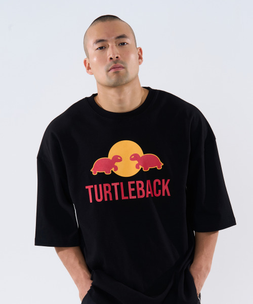TURTLEBACK(タートルバック)の「レッドブギー オーバーサイズ 半袖 (ブラック)(Tシャツ/カットソー・メンズ・その他・LARGE/X-LARGE/XX-LARGE/MEDIUM)」の1枚目の写真