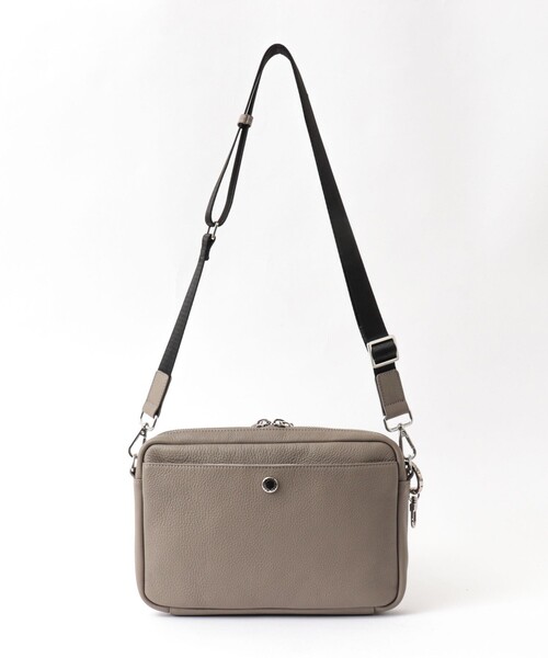 waku（ワク）の「【waku】レザーショルダーバッグ（WK-0109）（ショルダーバッグ・メンズ・グレイッシュベージュ/ブラック・FREE）」の4枚目の写真