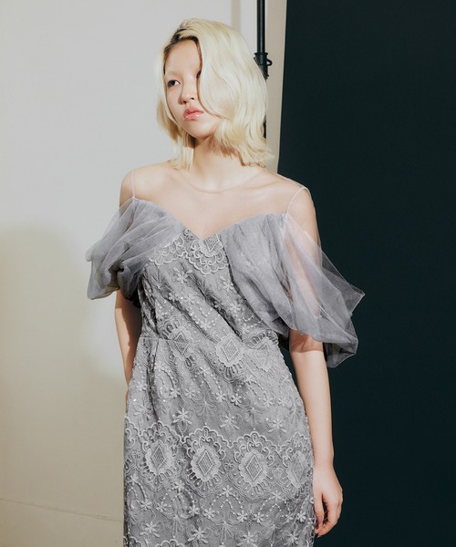 darial（ダリアル）の「【darial】offsholder lace dress / オフショルダーレースドレス（ドレス・レディース・ブラック/ブルー/ベージュ・S/M）」の7枚目の写真