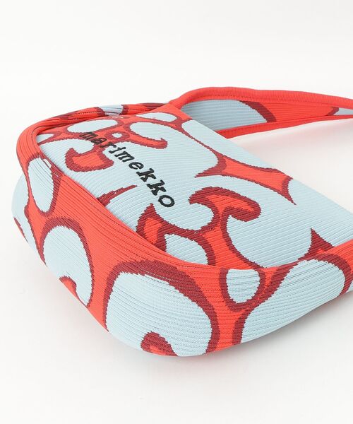 marimekko(マリメッコ)の「Keidas / Knitted Crossbody(ショルダーバッグ・レディース・レッド・FREE)」の8枚目の写真