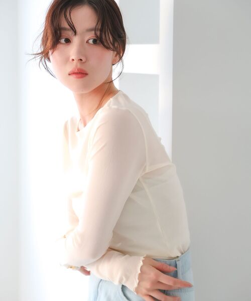 le.coeur blanc（ルクールブラン）の「シアークルーネックプルオーバー（Tシャツ/カットソー・レディース・ラベンダー/ブラック/ホワイト/グレー/オフホワイト・38）」の15枚目の写真