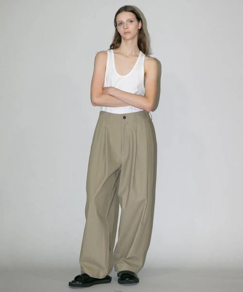 my beautiful landlet(マイビューティフルランドレット)の「【my beautiful landlet】 HIGH-TWIST TWILL TUCK WIDE PANTS(その他パンツ・メンズ・ベージュ/ネイビー/ブラック・1/2/0)」の8枚目の写真