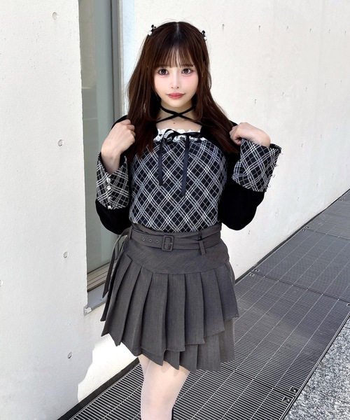 one way（ワンウェイ）の「チェック×ボレロ風トップス（Tシャツ/カットソー・レディース・ブラック系その他/ホワイト系その他/グレー系その他/ブラウン系その他/ブラウン系その他2・FREE）」の2枚目の写真