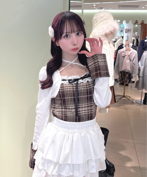 one way（ワンウェイ）の「チェック×ボレロ風トップス（Tシャツ/カットソー・レディース・ブラック系その他/ホワイト系その他/グレー系その他/ブラウン系その他/ブラウン系その他2・FREE）」の4枚目の写真