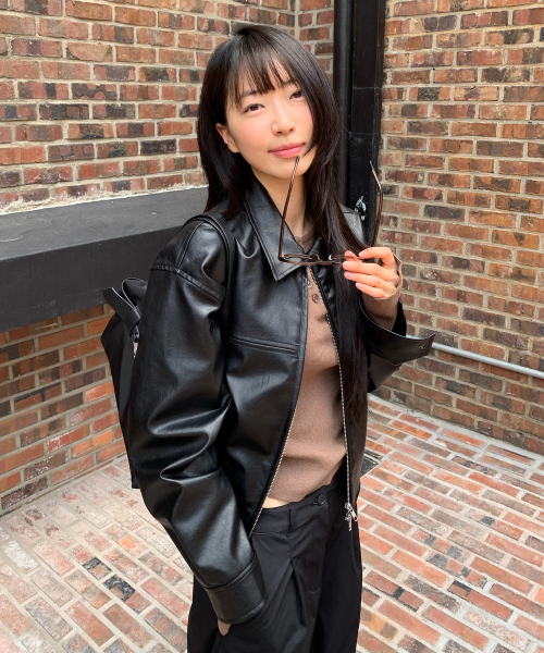 COSTUME O’CLOCK(コスチュームオクロック)の「シンセティックレザーセミクロップジャケット COWJK001LEBLACK(ライダースジャケット・レディース・その他・SMALL/MEDIUM)」の1枚目の写真