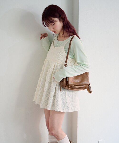 Kastane(カスタネ)の「フラワージャガードチュニック(チュニック・レディース・ブラック/アイボリー・FREE)」の6枚目の写真