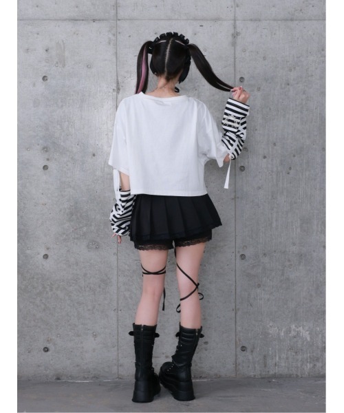 Amilige(アミリージュ)の「Stitched Bearプリントクロップドトップス【2way着用可能】(Tシャツ/カットソー・レディース・ブラック系その他/ブラック/ホワイト系その他・FREE)」の6枚目の写真