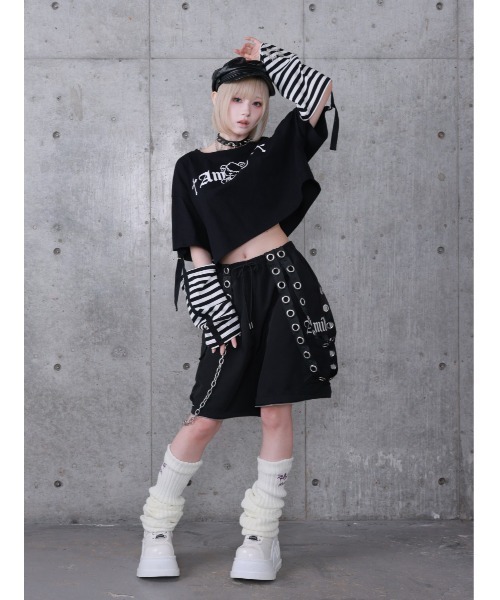 Amilige(アミリージュ)の「Stitched Bearプリントクロップドトップス【2way着用可能】(Tシャツ/カットソー・レディース・ブラック系その他/ブラック/ホワイト系その他・FREE)」の19枚目の写真