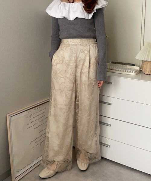 merrylatte（メリーラテ）の「フラワー刺繍 シアーパンツ（その他パンツ・レディース・ベージュ・FREE）」の3枚目の写真