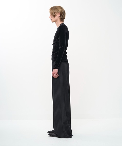 Juha（ユハ）の「LUSH VELOUR SECOND SKIN（Tシャツ/カットソー・メンズ・ブラウン/ブラック・4/3）」の4枚目の写真