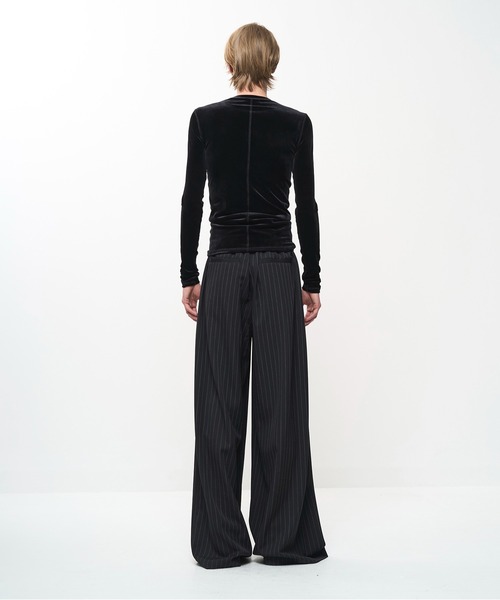 Juha（ユハ）の「LUSH VELOUR SECOND SKIN（Tシャツ/カットソー・メンズ・ブラウン/ブラック・4/3）」の5枚目の写真