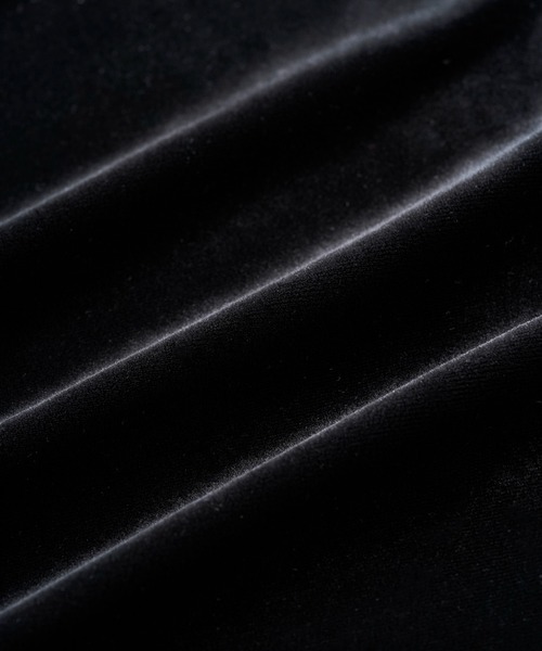 Juha（ユハ）の「LUSH VELOUR SECOND SKIN（Tシャツ/カットソー・メンズ・ブラウン/ブラック・4/3）」の14枚目の写真