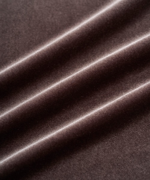 Juha（ユハ）の「LUSH VELOUR SECOND SKIN（Tシャツ/カットソー・メンズ・ブラウン/ブラック・4/3）」の15枚目の写真