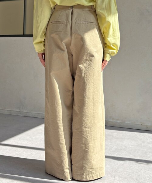 DouDou（ドゥドゥ）の「バックタックルーズチノパン（その他パンツ・レディース・ベージュ/ホワイト・36/38）」の7枚目の写真