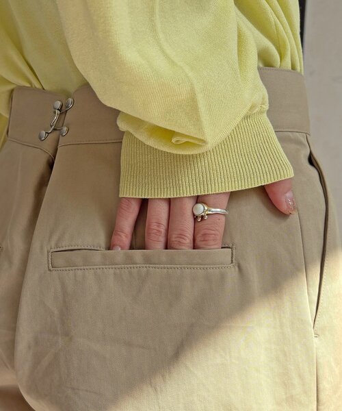 DouDou（ドゥドゥ）の「バックタックルーズチノパン（その他パンツ・レディース・ベージュ/ホワイト・36/38）」の10枚目の写真