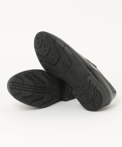 ROCKPORT（ロックポート）の「ROCKPORT ロックポート CLASSIC DRESS WP SLIP ON【本革/防水/軽量】メンズビジネスシューズ(クラシックドレスウォータープルーフスリッポン) ML0035W ブラック（ドレスシューズ・メンズ・ブラック・24.5cm/25.0cm/25.5cm/26.0cm/26.5cm/27.0cm/27.5cm）」の3枚目の写真