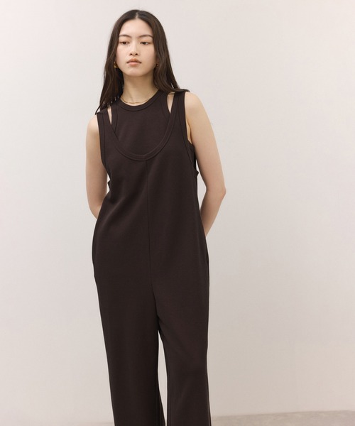 ADAM ET ROPE'（アダムエロペ）の「【サステナブル】Wフェイスジャージーセットロンパース（つなぎ/オールインワン・レディース・ダークブラウン/ブラック・38/36）」の2枚目の写真
