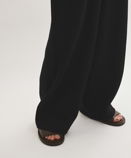 ADAM ET ROPE'（アダムエロペ）の「【サステナブル】Wフェイスジャージーセットロンパース（つなぎ/オールインワン・レディース・ダークブラウン/ブラック・38/36）」の21枚目の写真