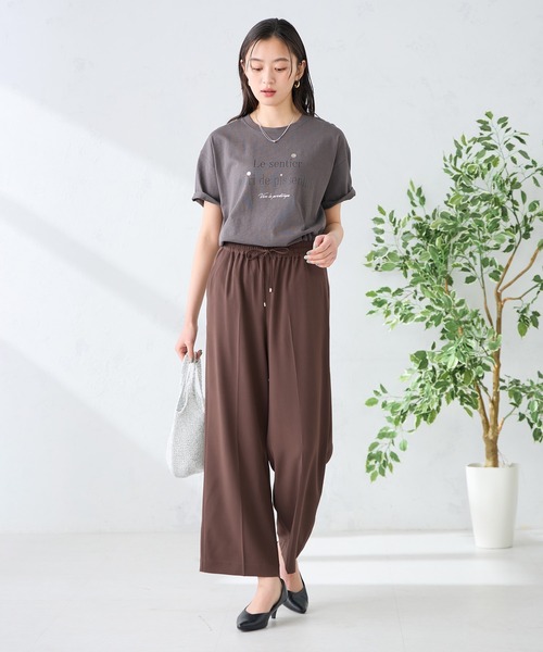 a.v.v（アーヴェヴェ）の「［支持率NO.1/接触冷感/速乾/UVカット/イージーケア］イージーワイドパンツ（スラックス・レディース・グリーン/ブラック/ネイビー/インディゴブルー/ダークグレー/ベージュ・LARGE/MEDIUM/X-LARGE/SMALL/X-SMALL）」の17枚目の写真