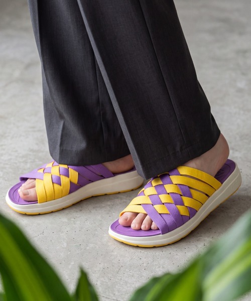 MALIBU SANDALS(マリブサンダルズ)の「【T18】【MALIBU SANDALS/マリブサンダルズ】ZUMA TEAM SLIDE(サンダル・メンズ・パープル/ブルー・8/9)」の2枚目の写真