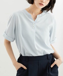 麻調合繊パール付タックデザインブラウス