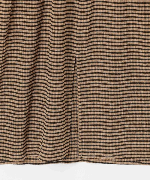 LEPSIM(レプシィム)の「【産前・産後対応】マタニティ/シャーリングVワンピース 668367(マタニティウェア/グッズ・レディース・ドット/チェック/ブラック・FREE)」の11枚目の写真