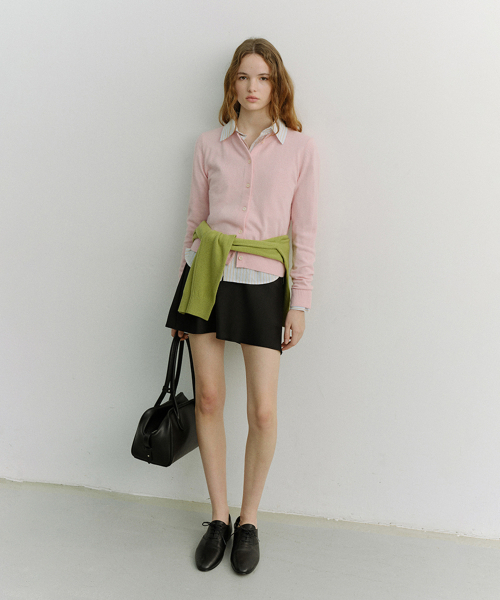 DUNST(ダンスト)の「SATIN MINI SKIRT_UDSK6A201_BLACK(スカート・レディース・ブラック・SMALL/MEDIUM/LARGE)」の1枚目の写真