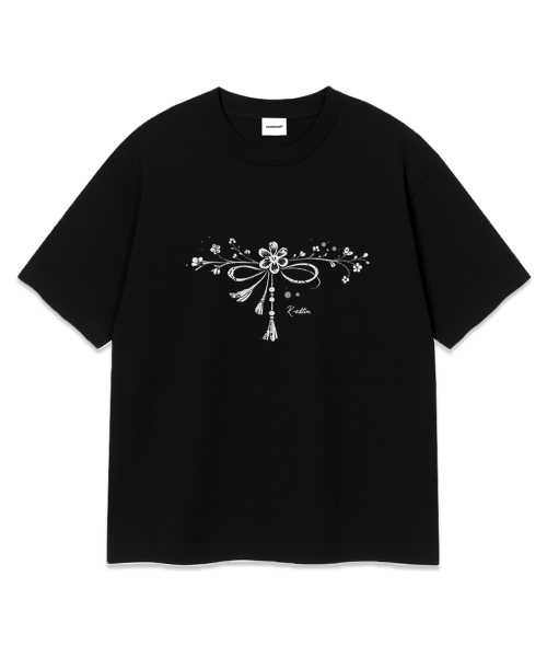 RANDOMOFF(ランダムオフ)の「ORNAMENT KNOT OVER FIT T-SHIRT (2color)(Tシャツ/カットソー・レディース・ブラック/ホワイト・SMALL/MEDIUM/LARGE/X-LARGE)」の3枚目の写真