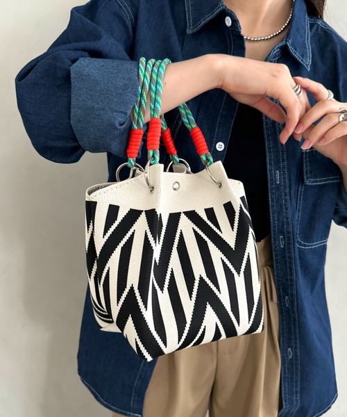 MYMOOD.（マイムード）の「ニット柄ハンドバッグ ミニバッグ コードハンドルマルチミニバッグ（ハンドバッグ・レディース・その他5/その他4/その他1/その他2/その他3・FREE）」の18枚目の写真