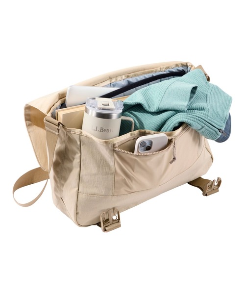 L.L.Bean(エルエルビーン)の「ワーフ・ストリート・メッセンジャー・バッグ(ショルダーバッグ・レディース・ブラック/ライトブラウン・ONE SIZE)」の13枚目の写真