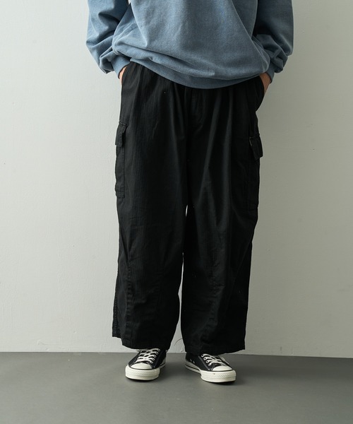 KEY TIMEZ(キータイムズ)の「【is-ness/イズネス】Herringbone 6-Pocket Pants(カーゴパンツ・メンズ・ブラック/カーキブラウン・L/M)」の1枚目の写真
