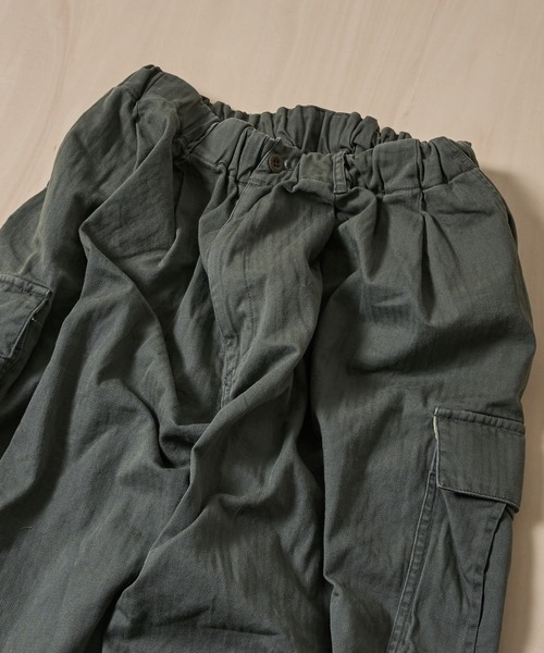 KEY TIMEZ(キータイムズ)の「【is-ness/イズネス】Herringbone 6-Pocket Pants(カーゴパンツ・メンズ・ブラック/カーキブラウン・L/M)」の10枚目の写真